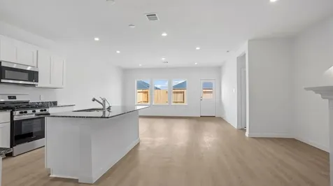9018 Shady Cabana Way Iowa Colony TX 77583