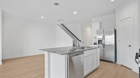 9018 Shady Cabana Way Iowa Colony TX 77583