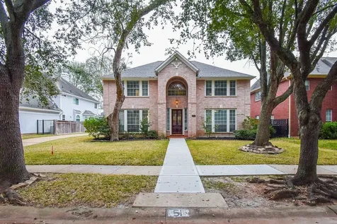 51 Rivercoach Lane Sugar Land TX 77479
