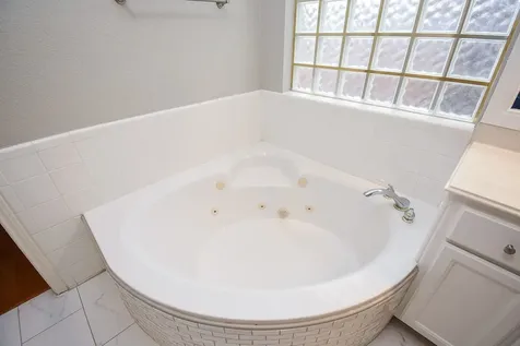 51 Rivercoach Lane Sugar Land TX 77479