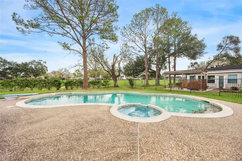 2102 N Fountain Valley Drive Missouri City TX 77459