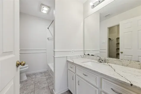 2102 N Fountain Valley Drive Missouri City TX 77459