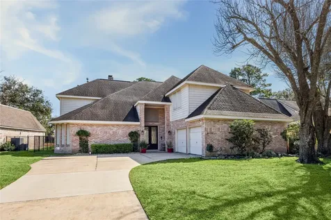 2102 N Fountain Valley Drive Missouri City TX 77459