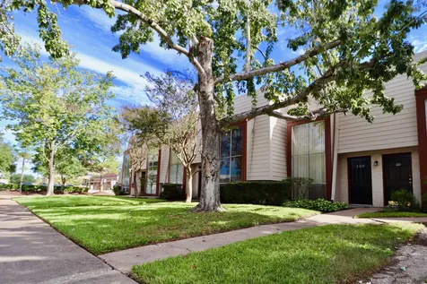 5929 Queensloch Drive 122 Houston TX 77096