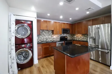 5929 Queensloch Drive 122 Houston TX 77096