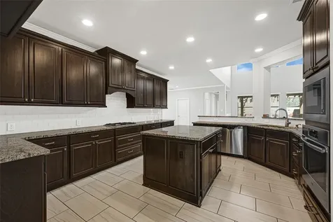 3430 Golden Cypress Lane Pearland TX 77584