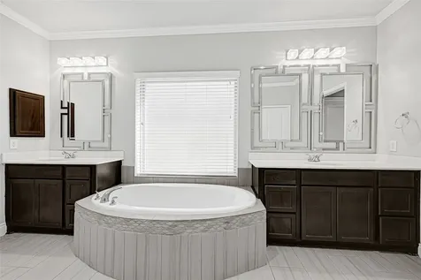 3430 Golden Cypress Lane Pearland TX 77584