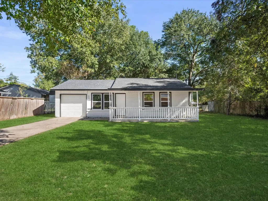 506 Worsham Street Montgomery TX 77316
