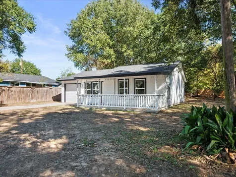 506 Worsham Street Montgomery TX 77316
