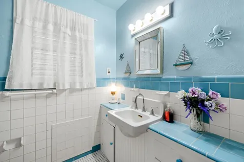 4901 Wharton Drive Galveston TX 77551