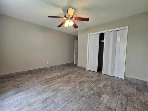 212 Harold Lane Baytown TX 77521