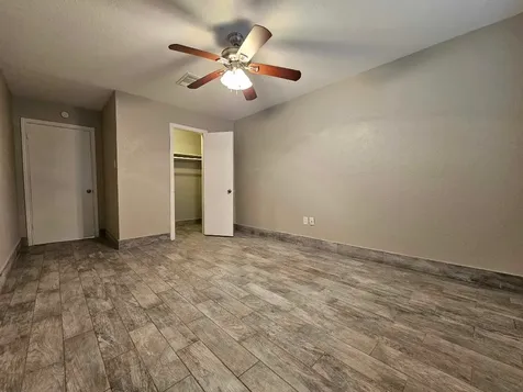 212 Harold Lane Baytown TX 77521