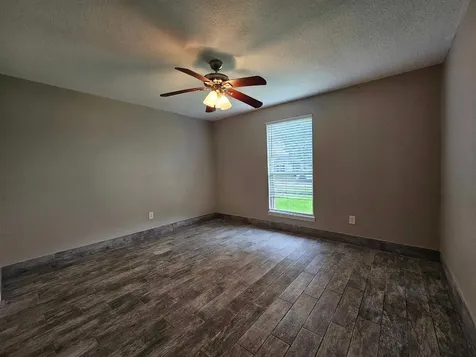 212 Harold Lane Baytown TX 77521