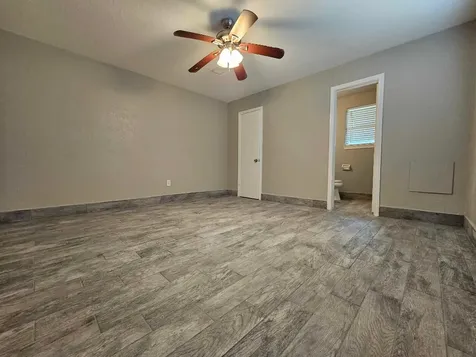 212 Harold Lane Baytown TX 77521