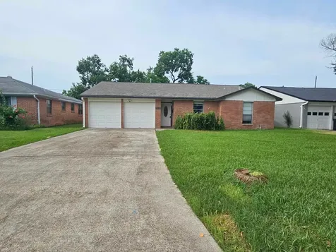 212 Harold Lane Baytown TX 77521