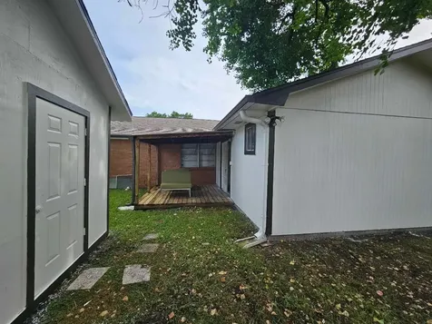 212 Harold Lane Baytown TX 77521