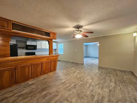 212 Harold Lane Baytown TX 77521