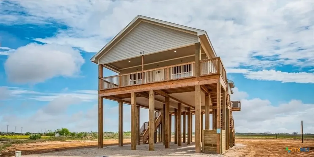 177 Powderhorn Lane Port Lavaca TX 77979
