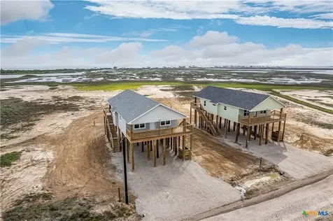 177 Powderhorn Lane Port Lavaca TX 77979