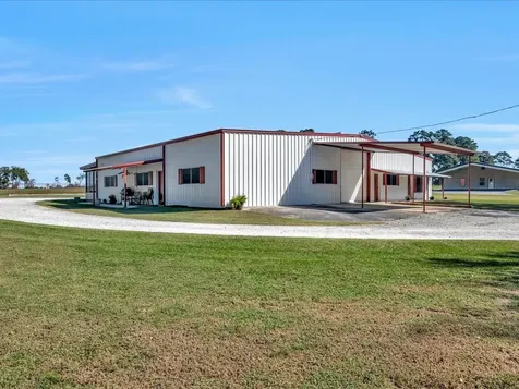 260 Fish Road Lufkin TX 75901