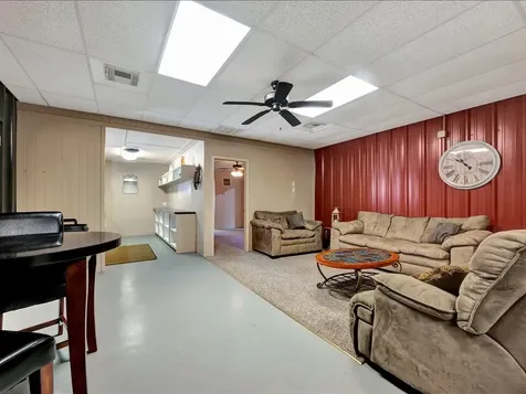 260 Fish Road Lufkin TX 75901
