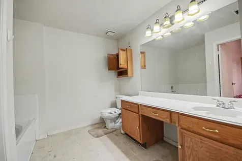 2914 Overland Trail Dickinson TX 77539