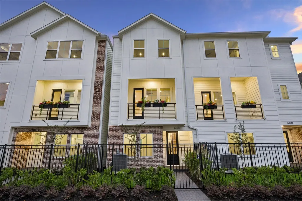 6332 Paddington Bend Drive Houston TX 77008