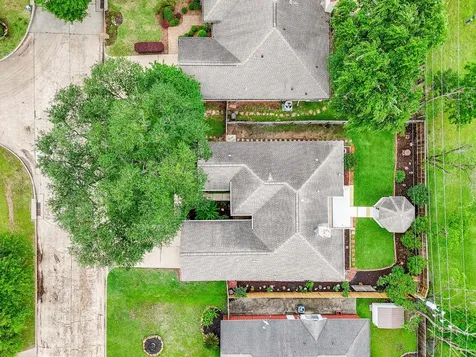 12918 Mills Bend Street Houston TX 77070