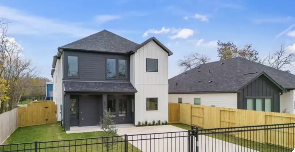 6532 Weston Street Street B Houston TX 77021