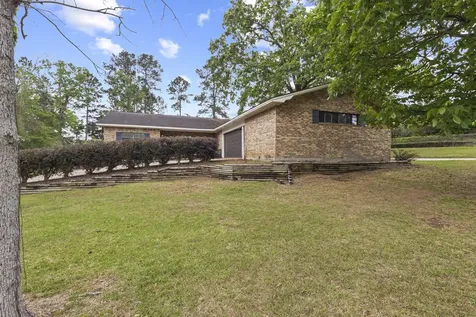 127 County Road 4276 Woodville TX 75979