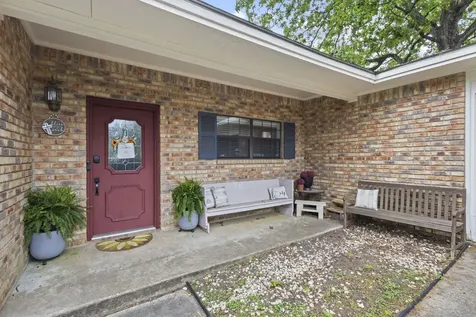 127 County Road 4276 Woodville TX 75979