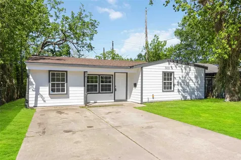 5033 Doolittle Boulevard Houston TX 77033