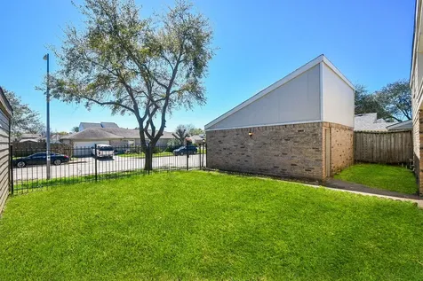 11330 Bandlon Drive Houston TX 77072