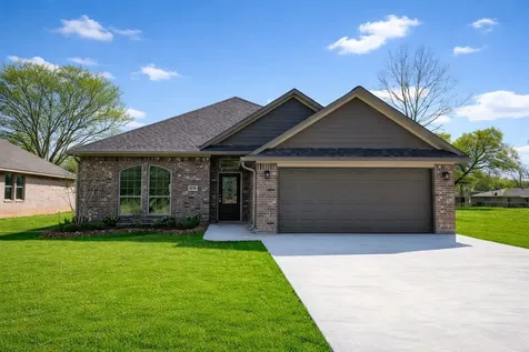 1039 S Anderson Street Angleton TX 77515