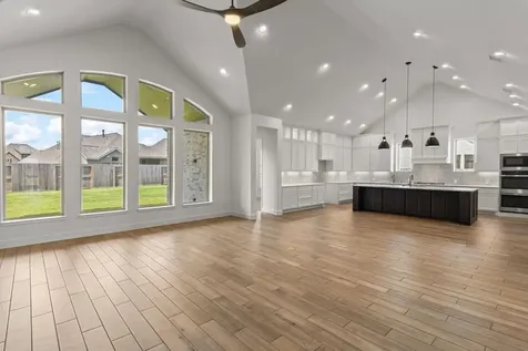 12122 Grassy Bend Drive Mont Belvieu TX 77523