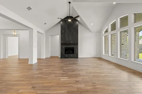 12122 Grassy Bend Drive Mont Belvieu TX 77523