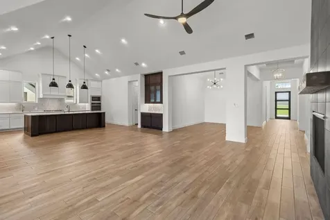 12122 Grassy Bend Drive Mont Belvieu TX 77523