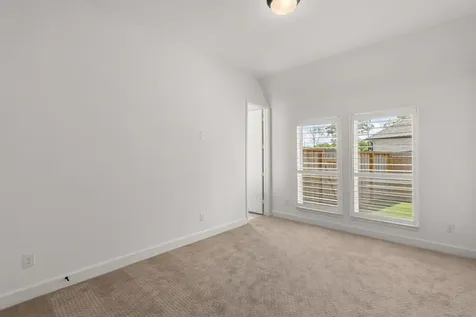 12122 Grassy Bend Drive Mont Belvieu TX 77523