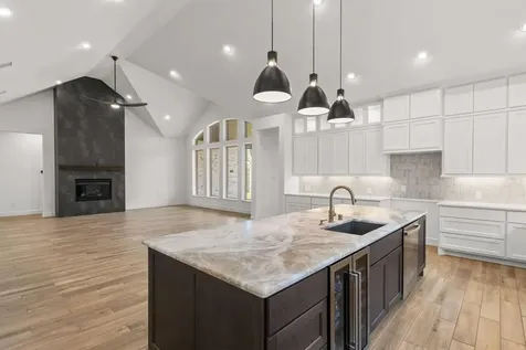 12122 Grassy Bend Drive Mont Belvieu TX 77523
