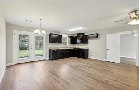 8670 Newfield Lane Beaumont TX 77707