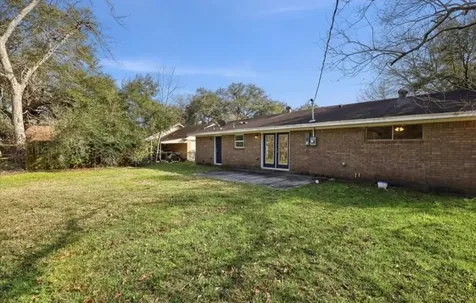 8670 Newfield Lane Beaumont TX 77707