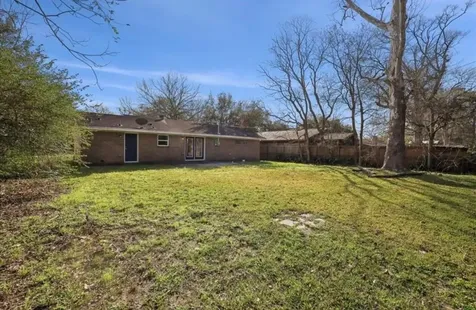 8670 Newfield Lane Beaumont TX 77707