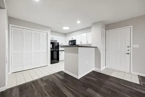 1710 W T C Jester Boulevard 5104 Houston TX 77008