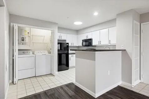 1710 W T C Jester Boulevard 5104 Houston TX 77008