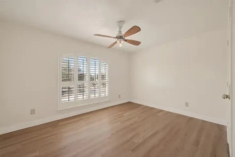 15910 Clayton Bend Drive Houston TX 77082