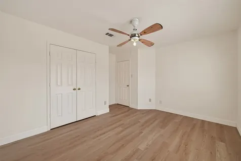 15910 Clayton Bend Drive Houston TX 77082