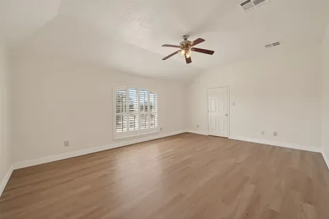 15910 Clayton Bend Drive Houston TX 77082