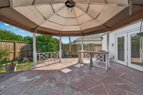 15910 Clayton Bend Drive Houston TX 77082