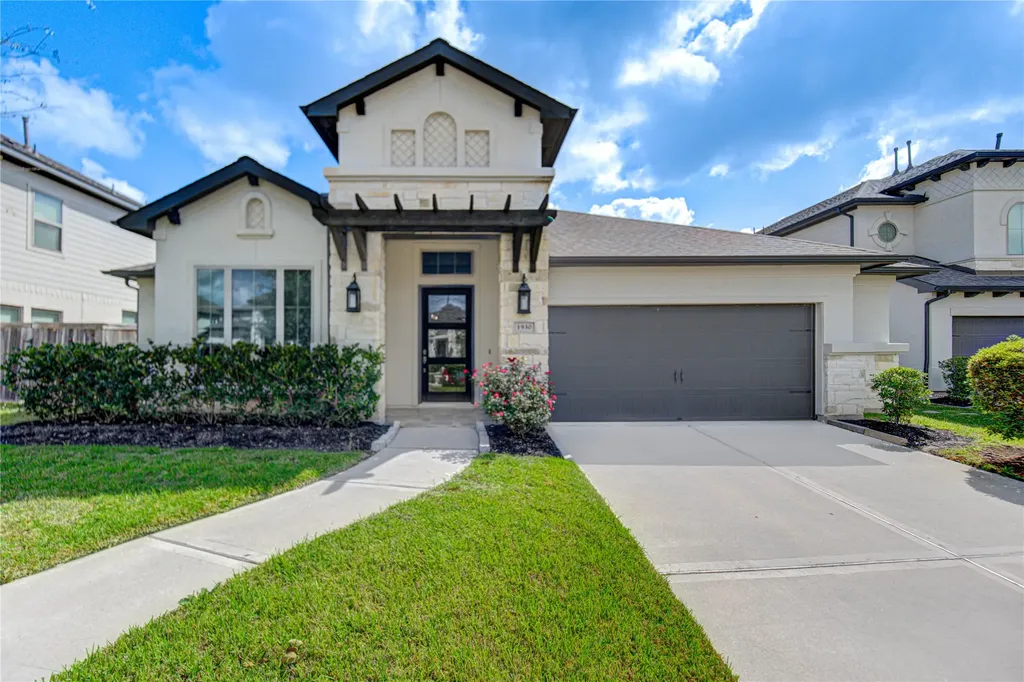 1930 Creekwood Cove Missouri City TX 77459