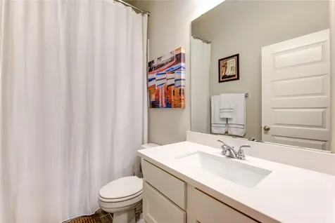 1930 Creekwood Cove Missouri City TX 77459